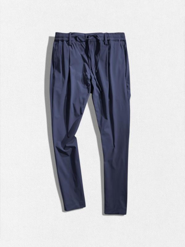 テーパードスラックスパンツ