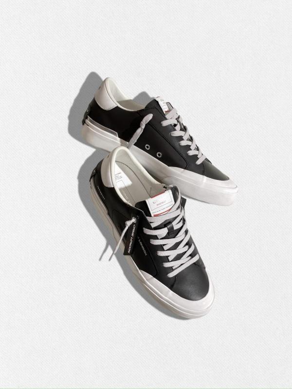 レザースニーカー