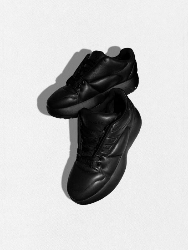 パファーレザースニーカー