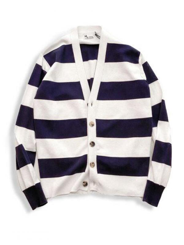 ニットカーディガン