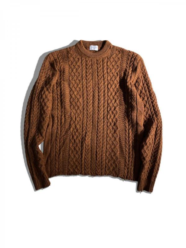 ケーブル編みダメージ加工ニット