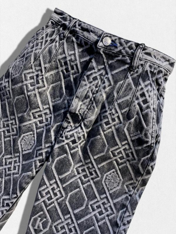 ジャガード柄ブラックデニムパンツ