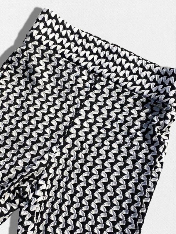 総柄ストレッチフレアパンツ