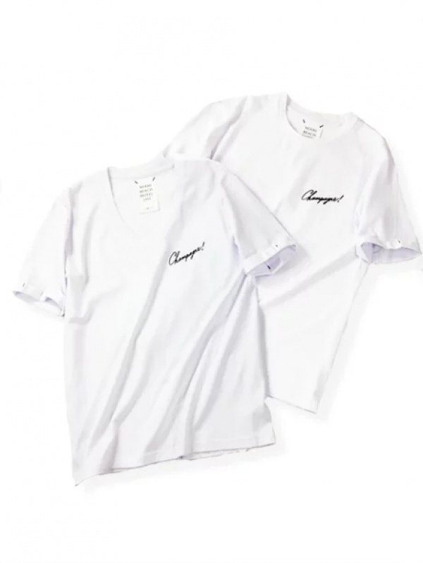 ＶネックＴシャツ