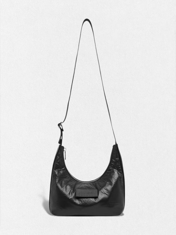 ホーボーバッグ