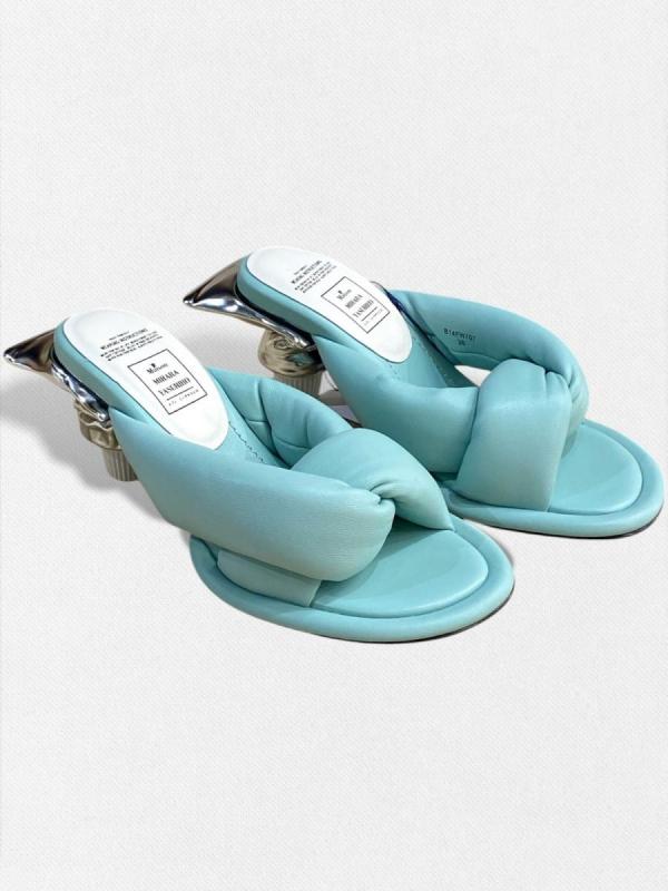 トゥースペーストヒールレザーサンダル