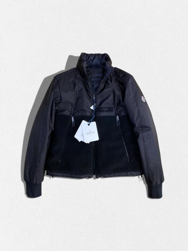 リバーシブルダウンジャケット