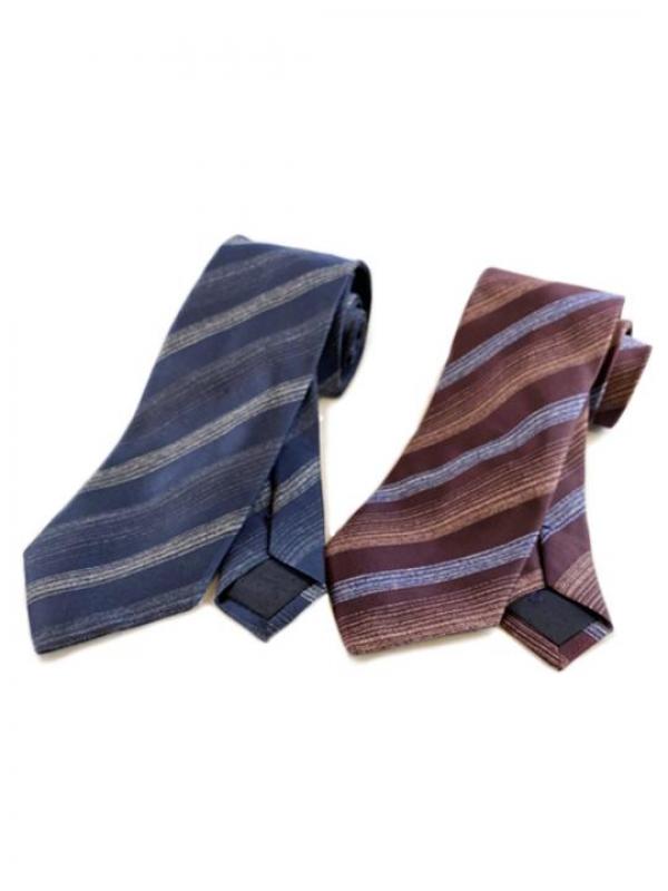 シルクネクタイ