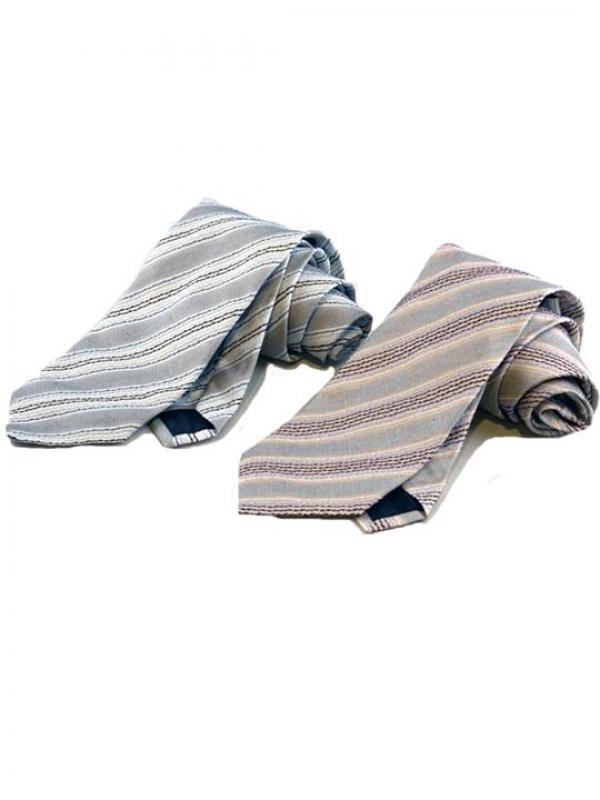 シルクネクタイ