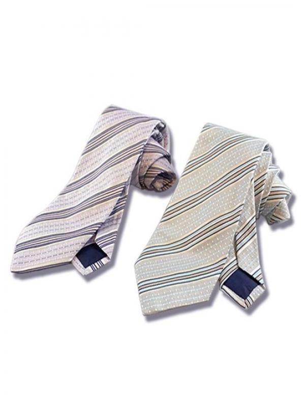 シルクネクタイ