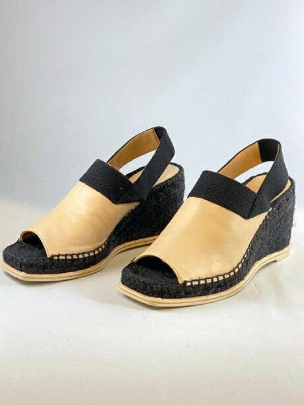 ウェッジソールサンダル