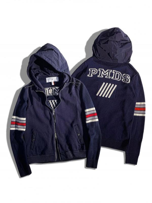 ドッキングジップアップフーディ