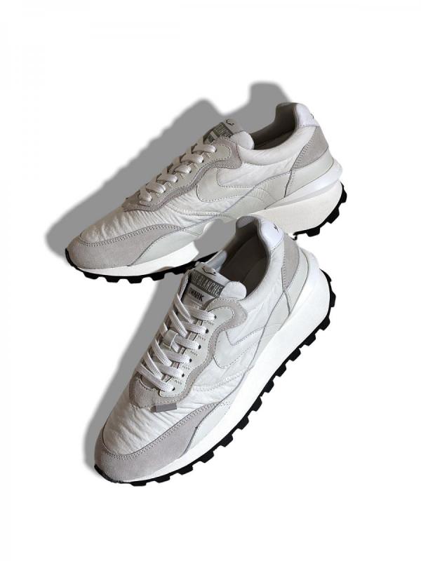 レザーコンビスニーカー