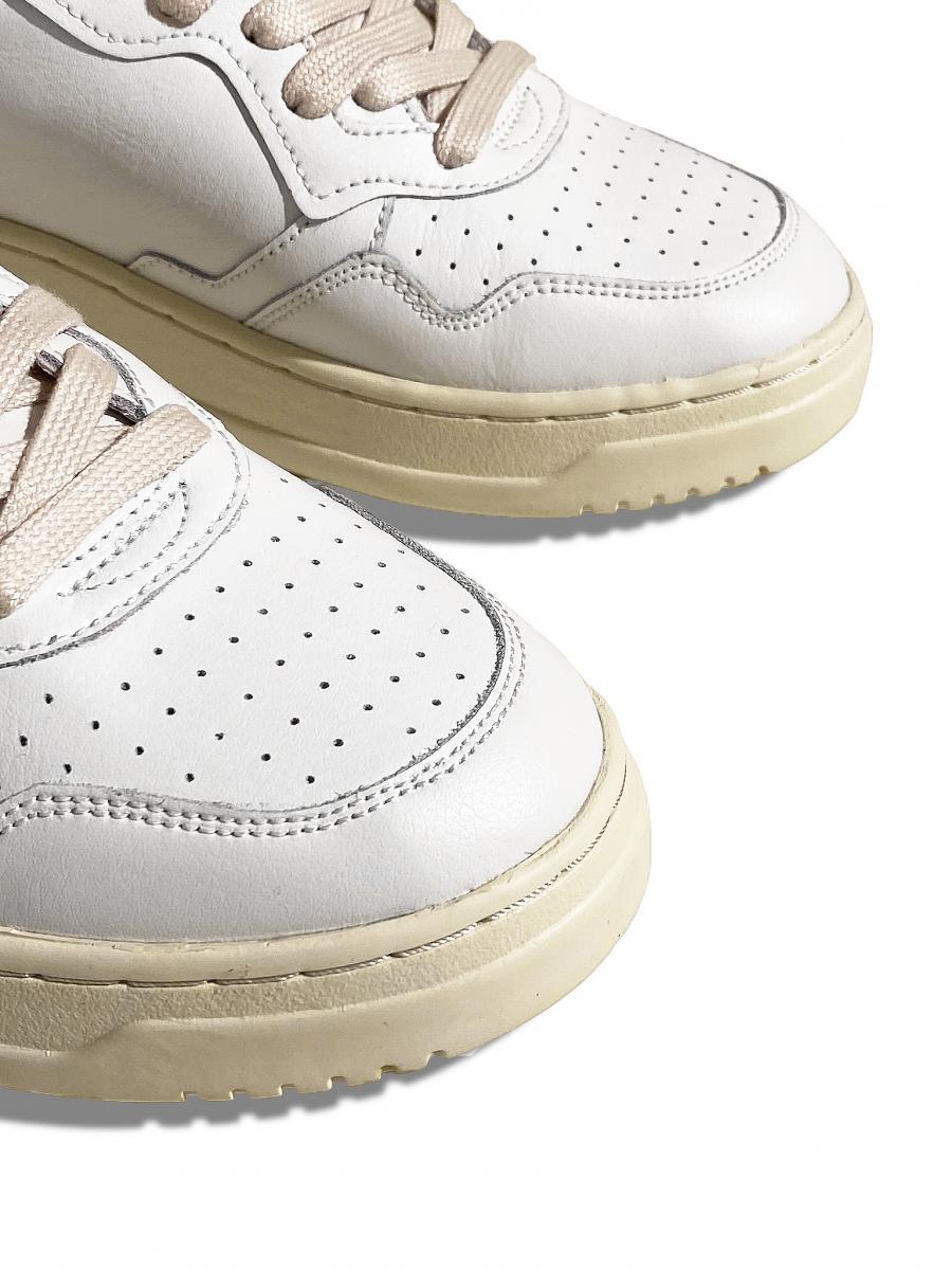 レザースニーカー