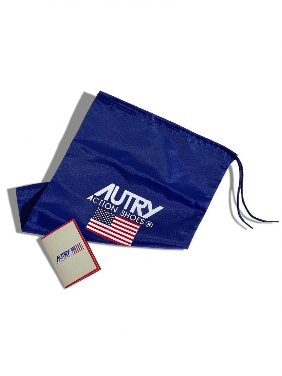 レザースニーカー