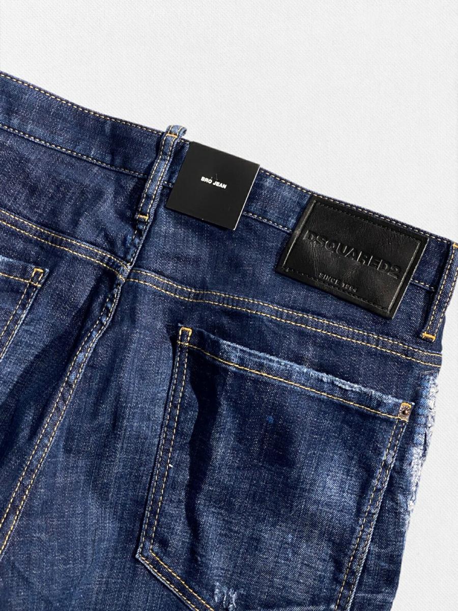 ウォッシュ＆ダメージ加工テーパードデニムパンツ《BRO JEAN》