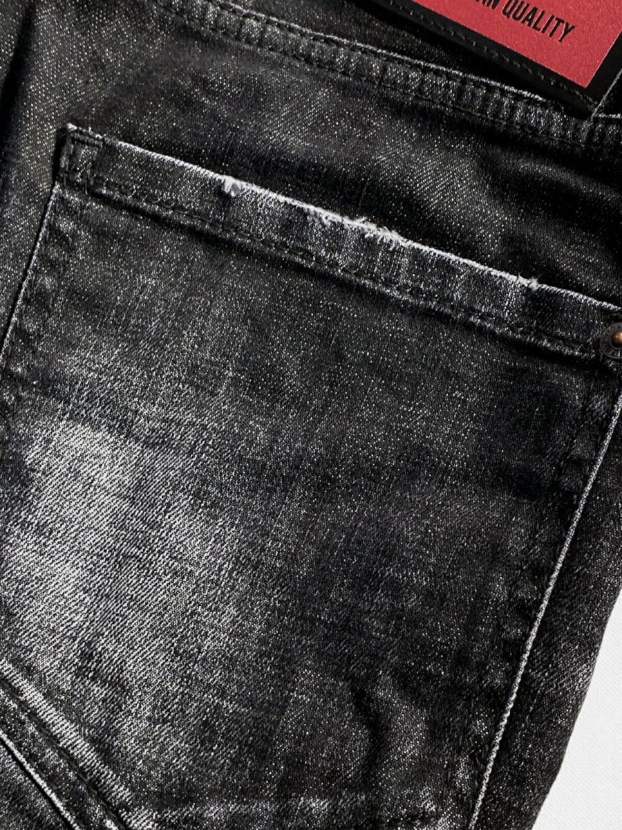 テーパードデニムパンツ《SEXY TWIST JEAN》