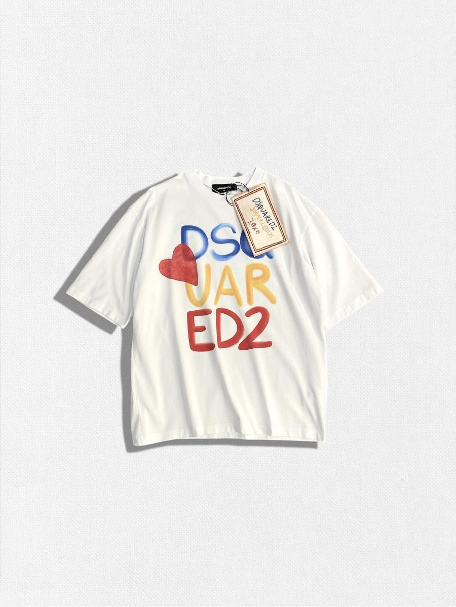 ルーズフィットクルーネックTシャツ