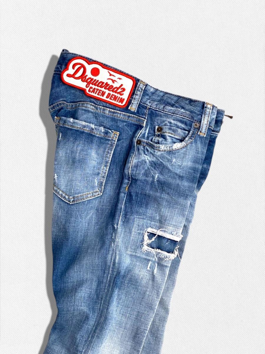 テーパードデニムパンツ