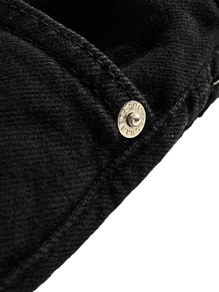 ブラックテーパードデニム《JENNIFER CROPPED JEAN》