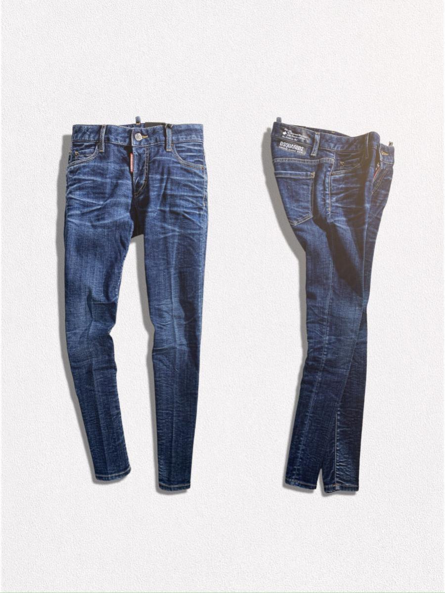 ダメージ加工テーパードデニムパンツ《MEDIUM WAIST JENNIFER JEAN》