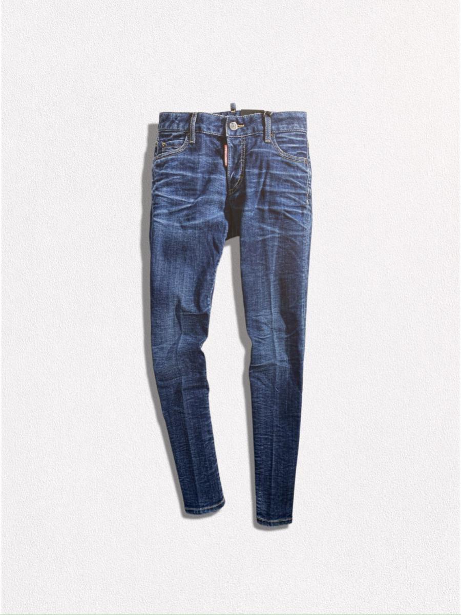 ダメージ加工テーパードデニムパンツ《MEDIUM WAIST JENNIFER JEAN》