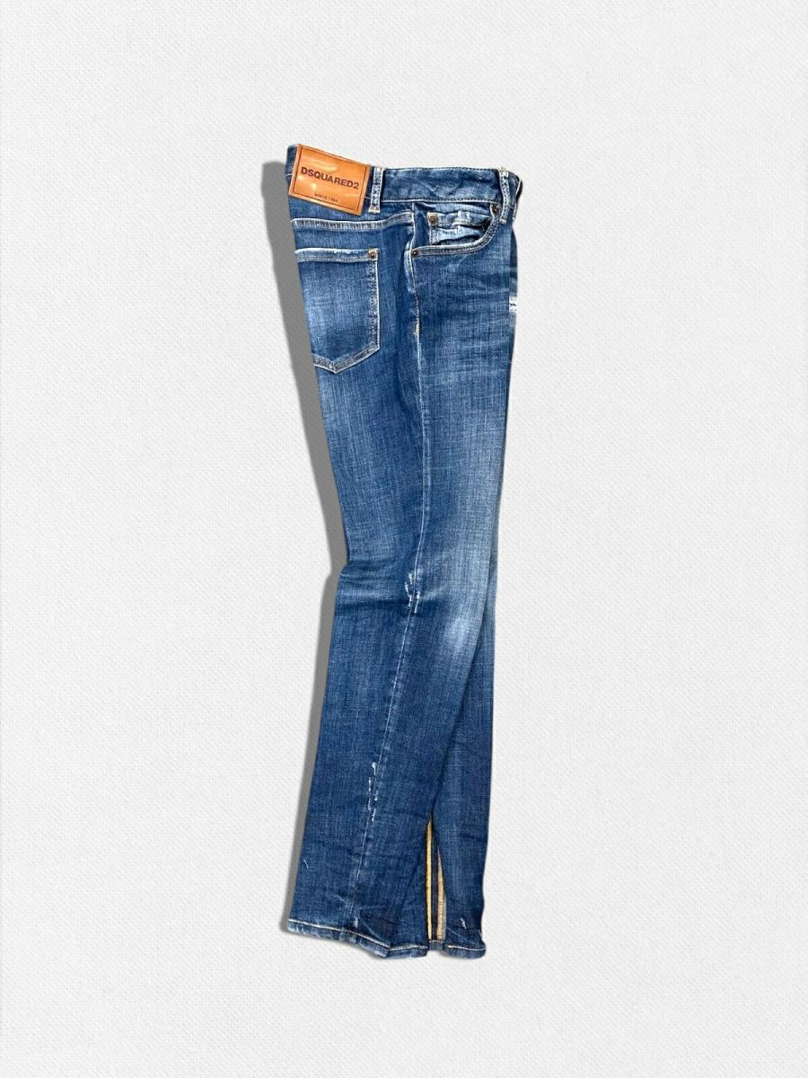 テーパードデニムパンツ
