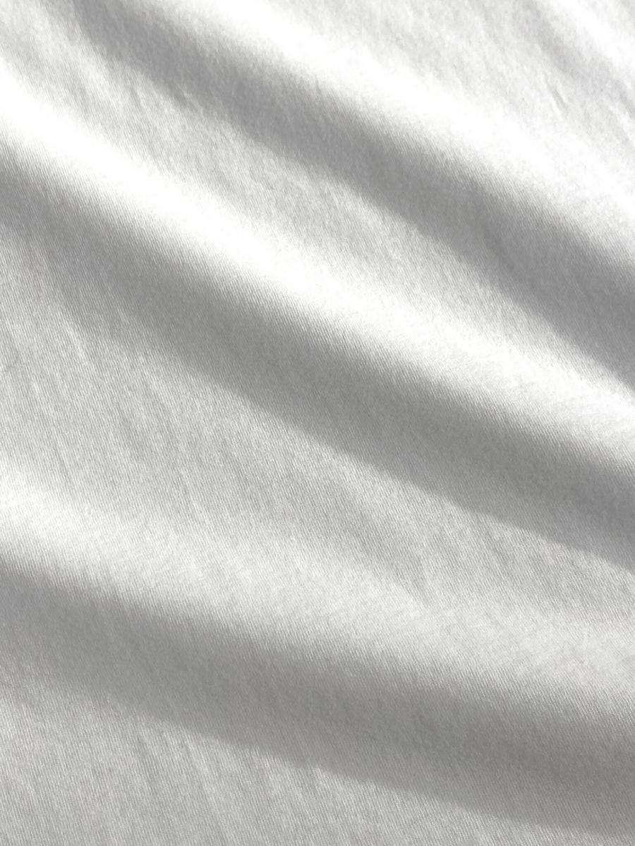 ビーズロゴ半袖Tシャツ