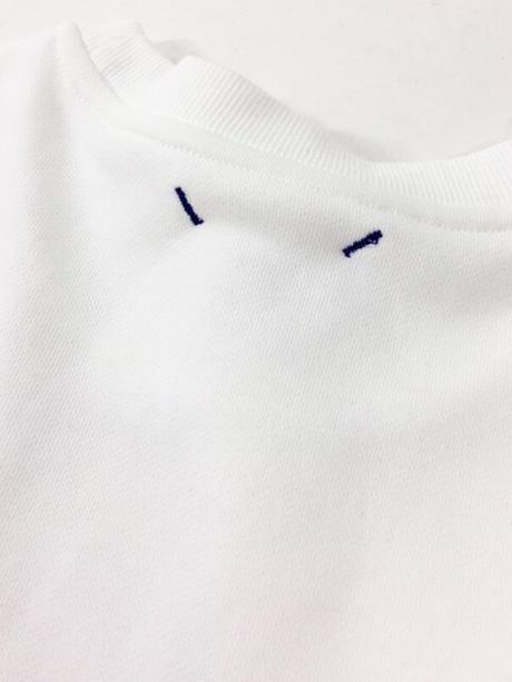 クルーネックTシャツ