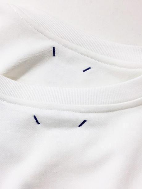 クルーネックTシャツ