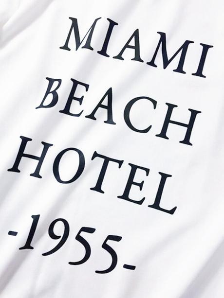 クルーネックTシャツ