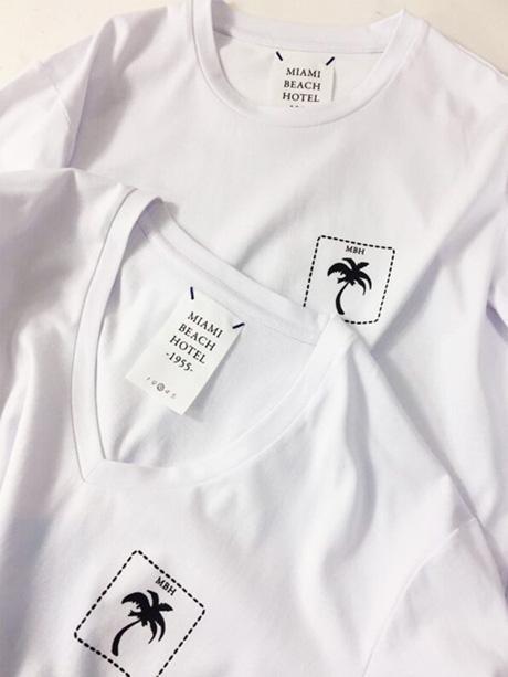 クルーネックTシャツ
