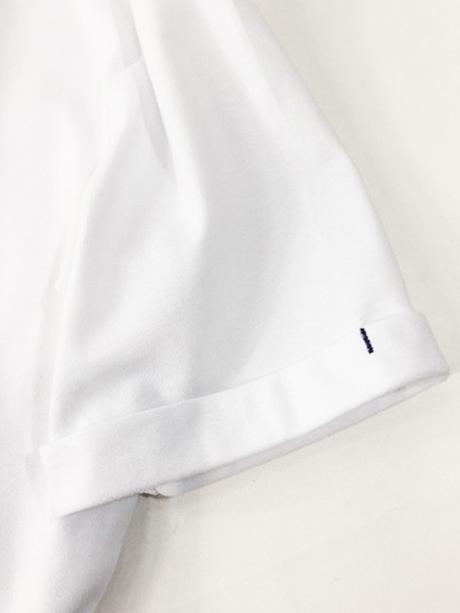 クルーネックTシャツ