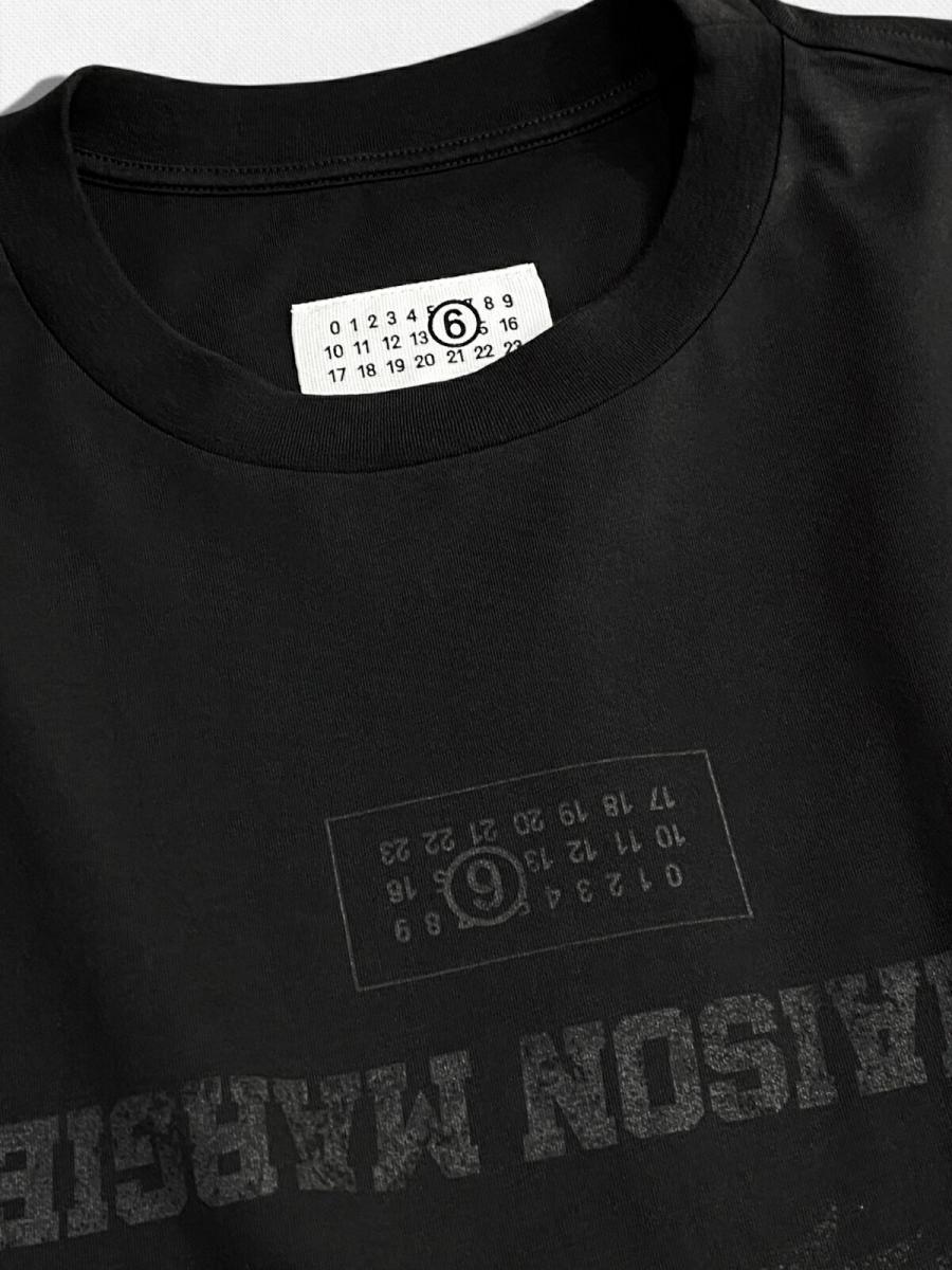 クルーネックプリントTシャツ