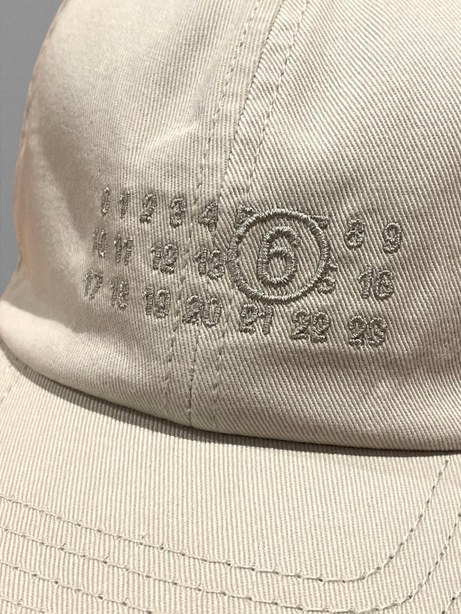 Numericシグネチャーキャップ