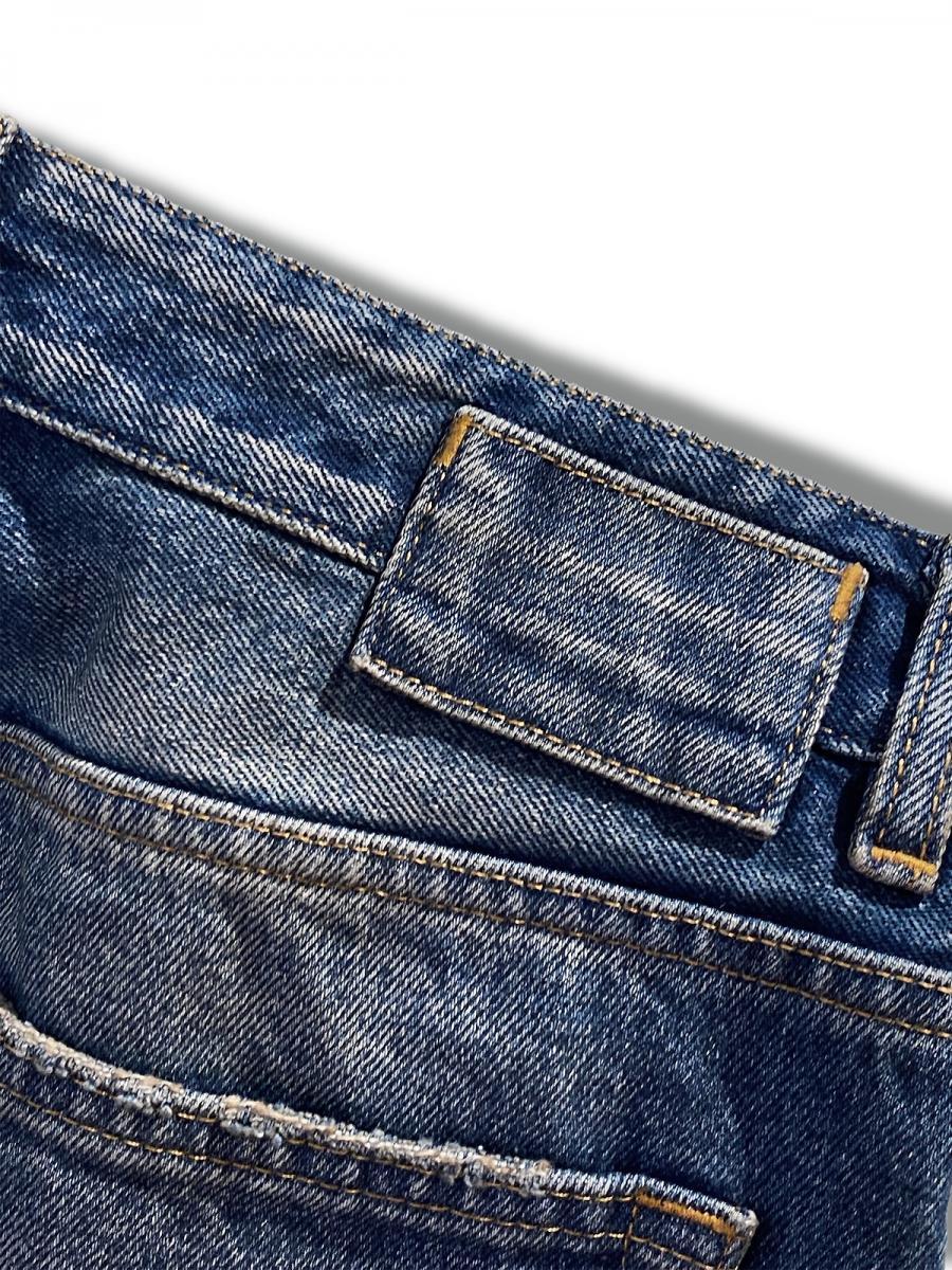 ディストレスドデニムパンツ