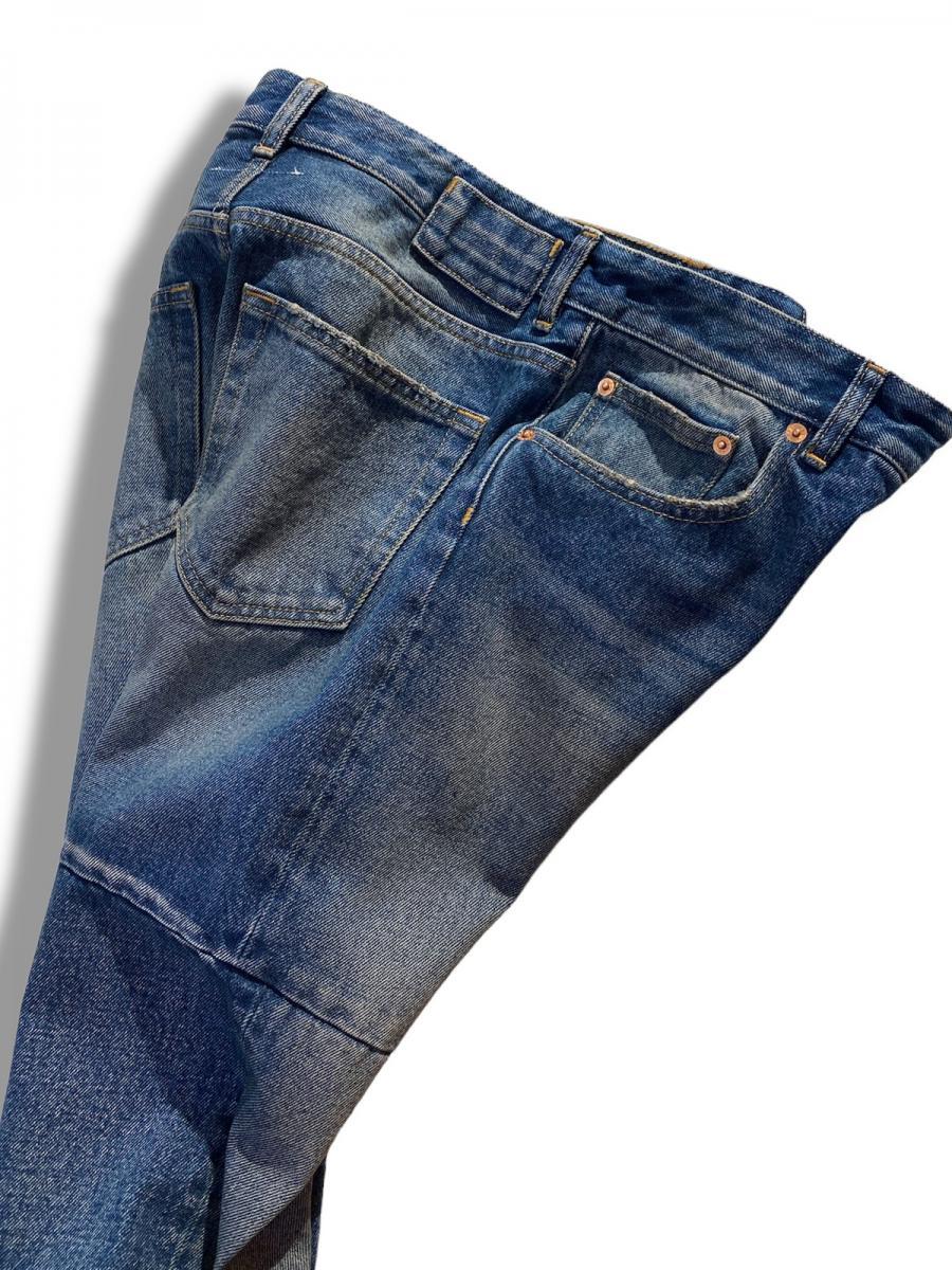 ディストレスドデニムパンツ