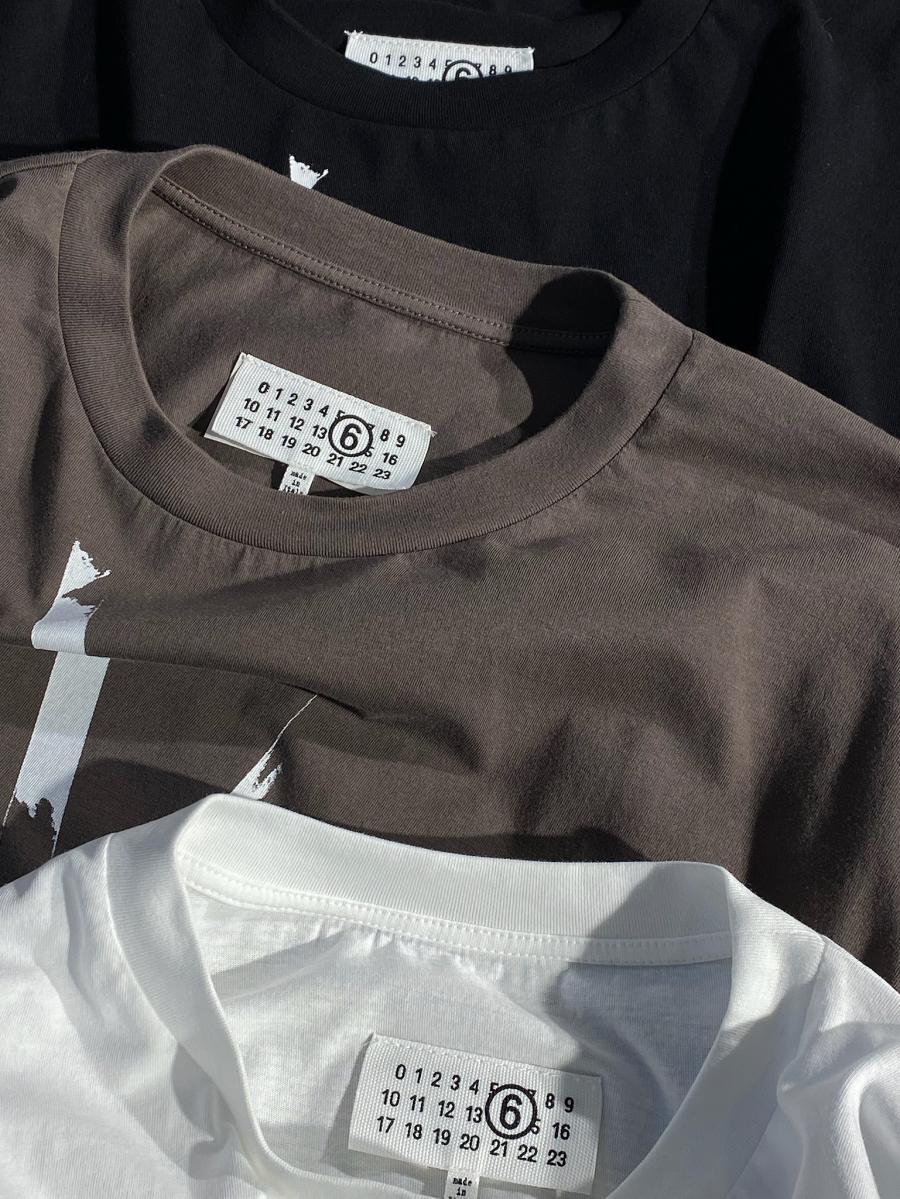 プリントクルーネックＴシャツ