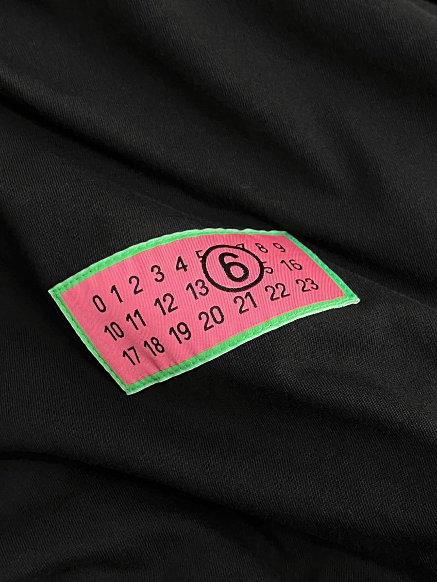 カレンダータグＴシャツ