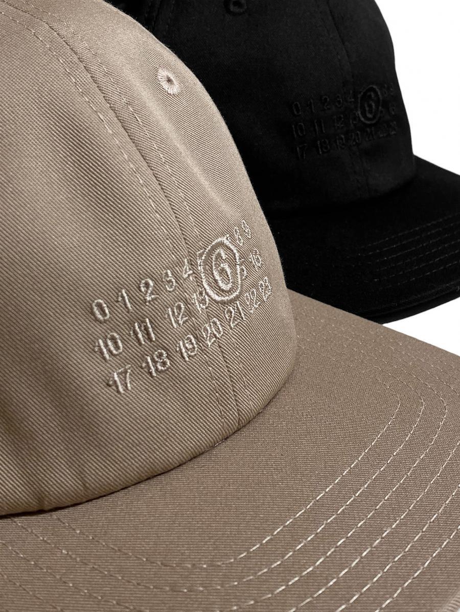 Numericシグネチャーキャップ