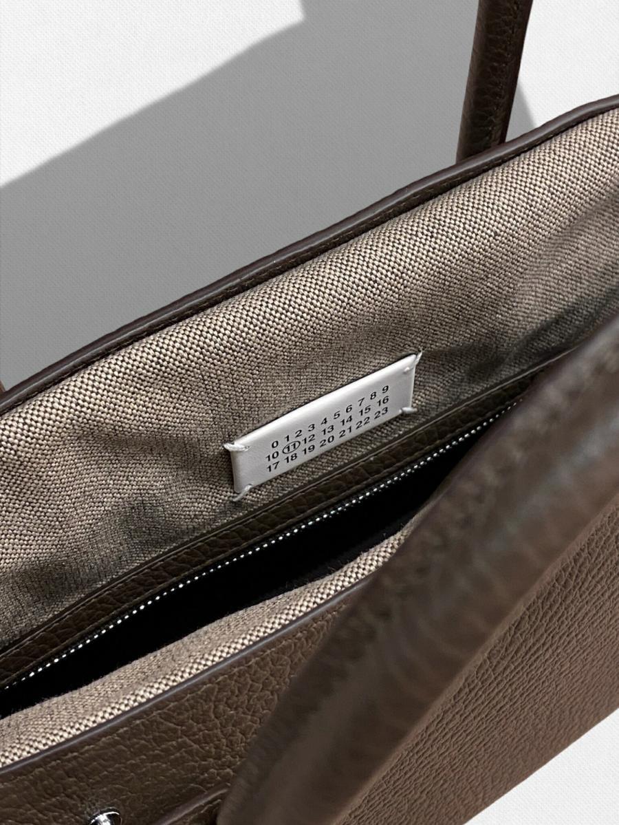 5AC イーストウエストバッグ