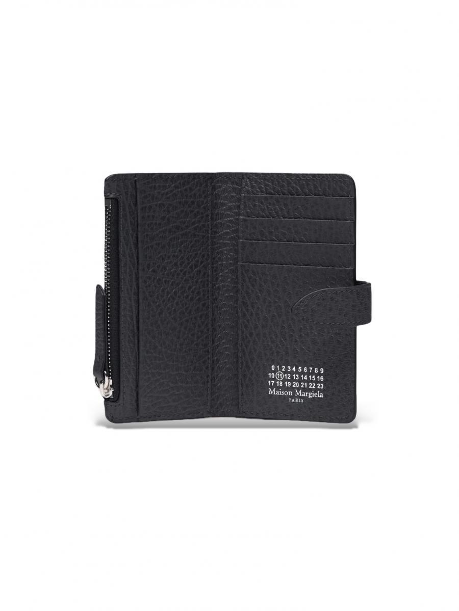 手帳型カードケースウォレット