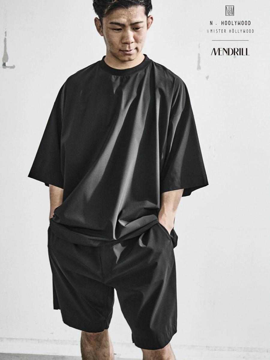 クルーネックTシャツ