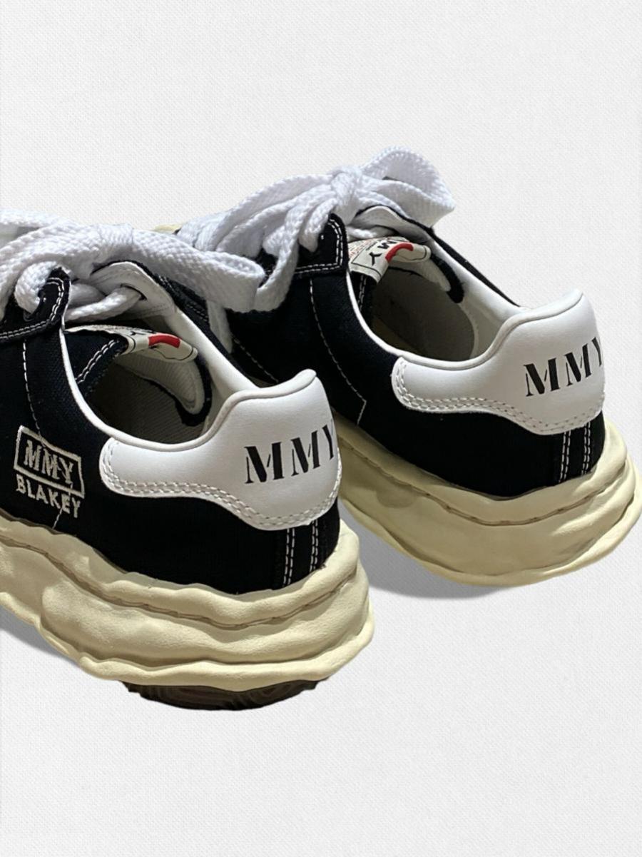 ソールローカットスニーカー