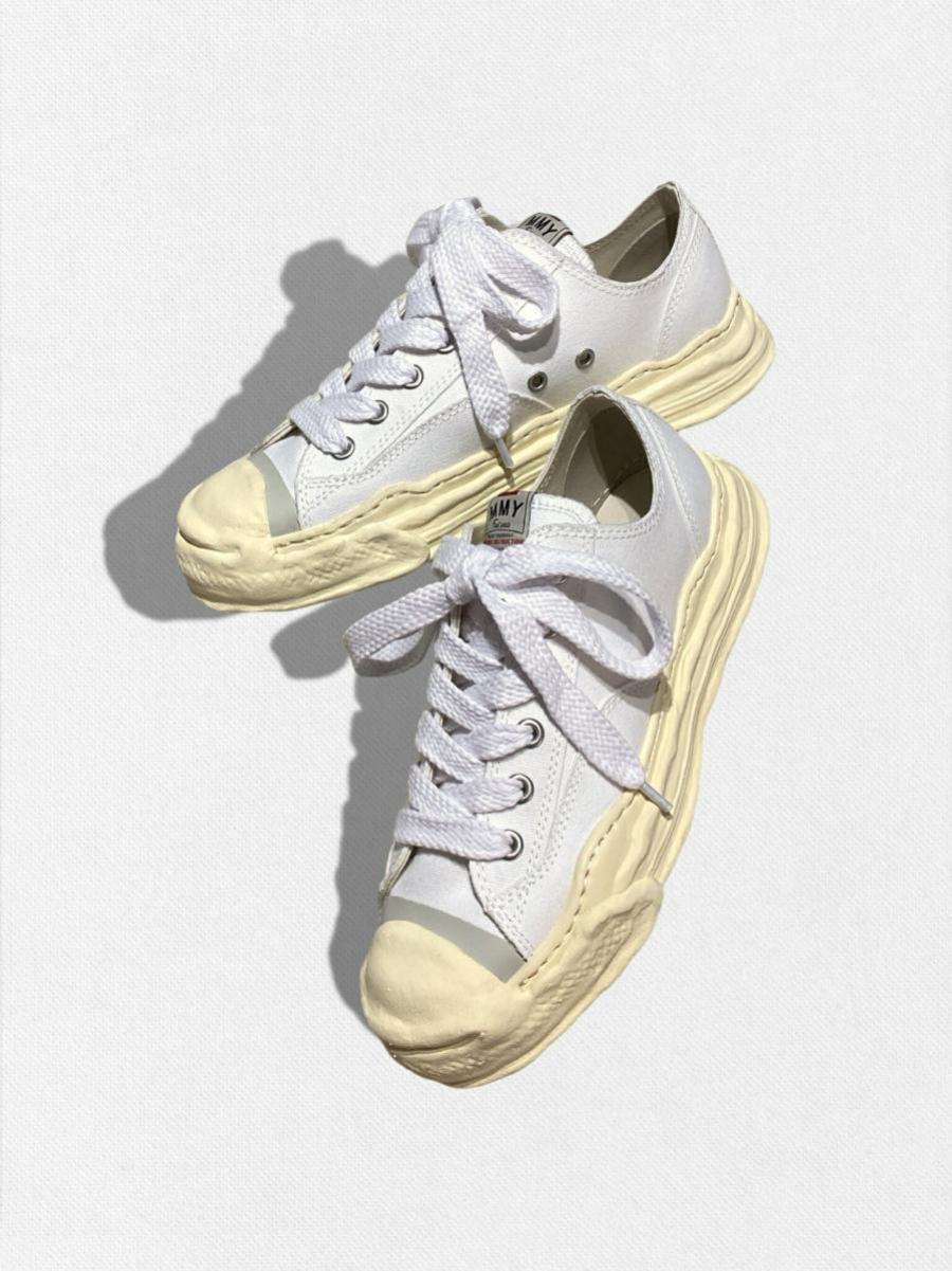 ソールローカットスニーカー