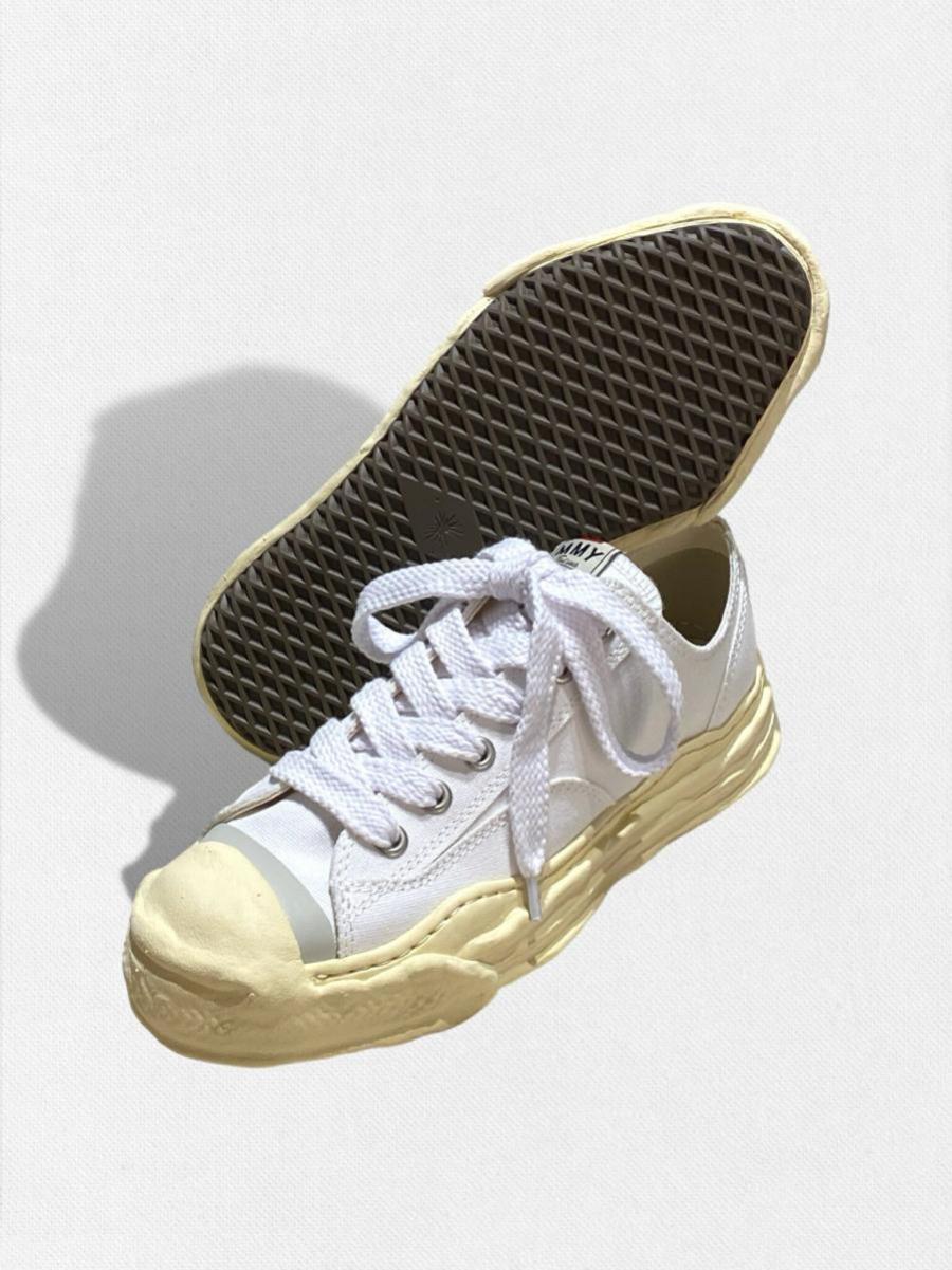 ソールローカットスニーカー