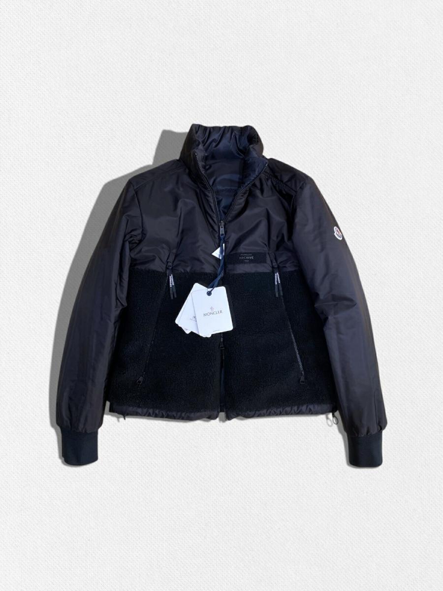 リバーシブルダウンジャケット