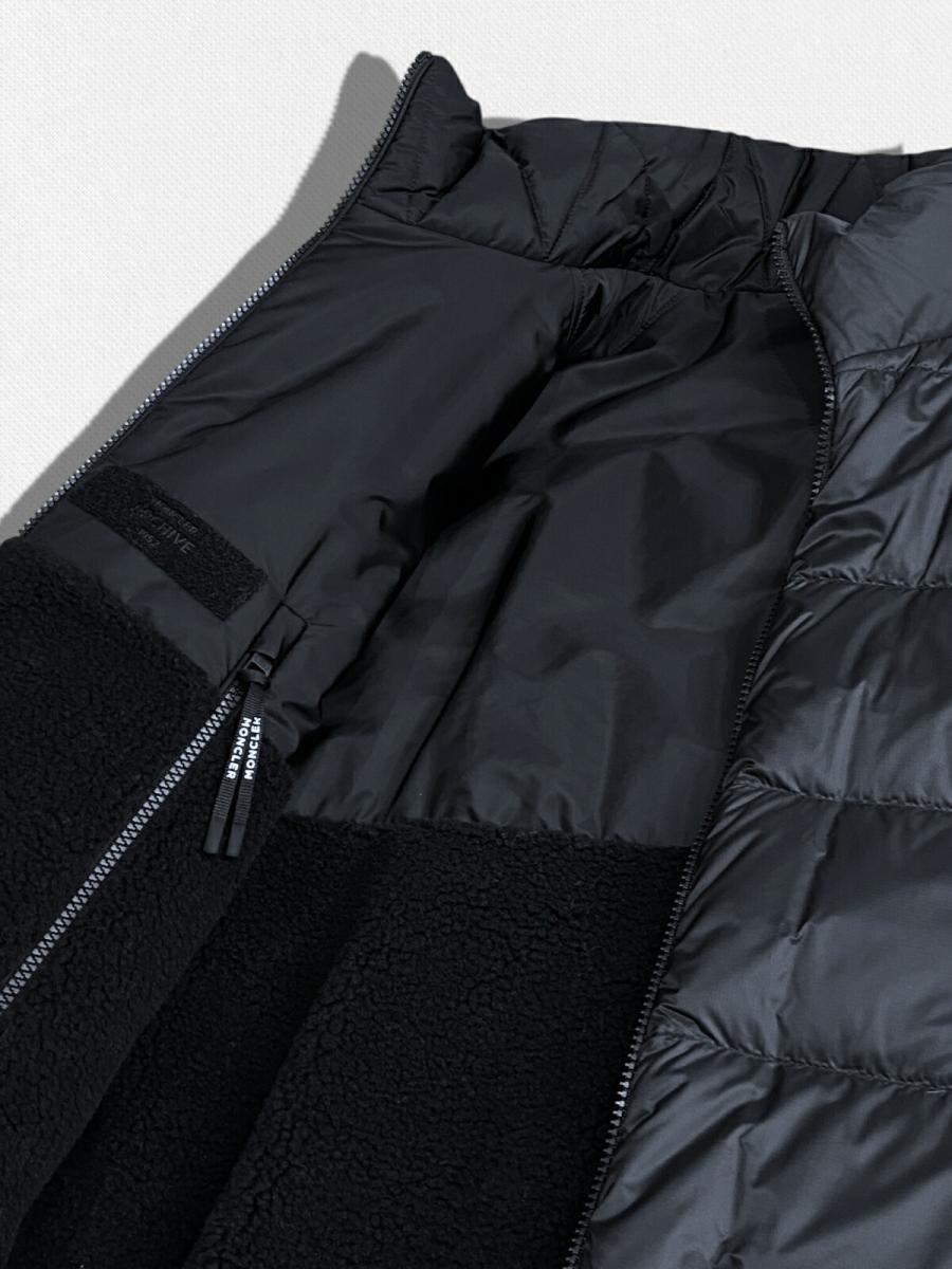 リバーシブルダウンジャケット