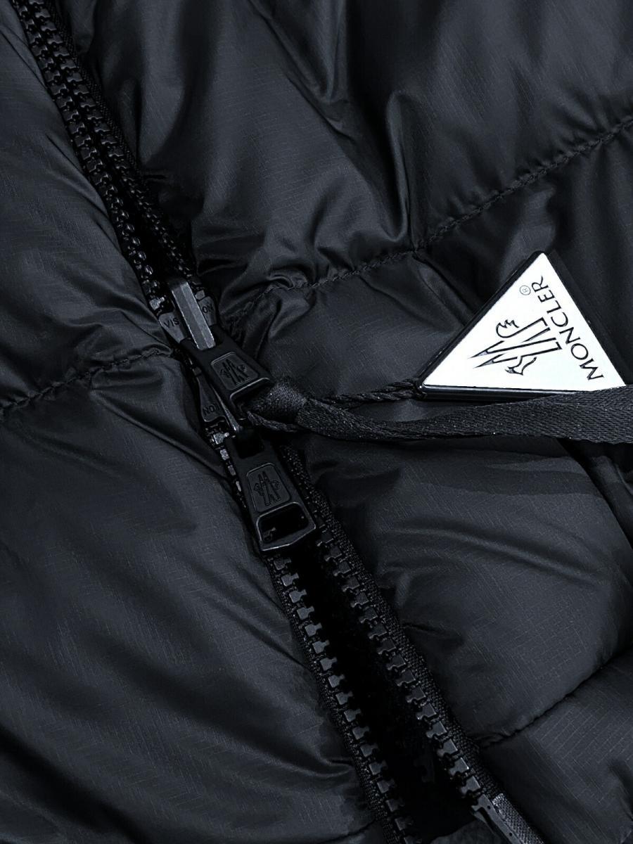 リバーシブルダウンジャケット