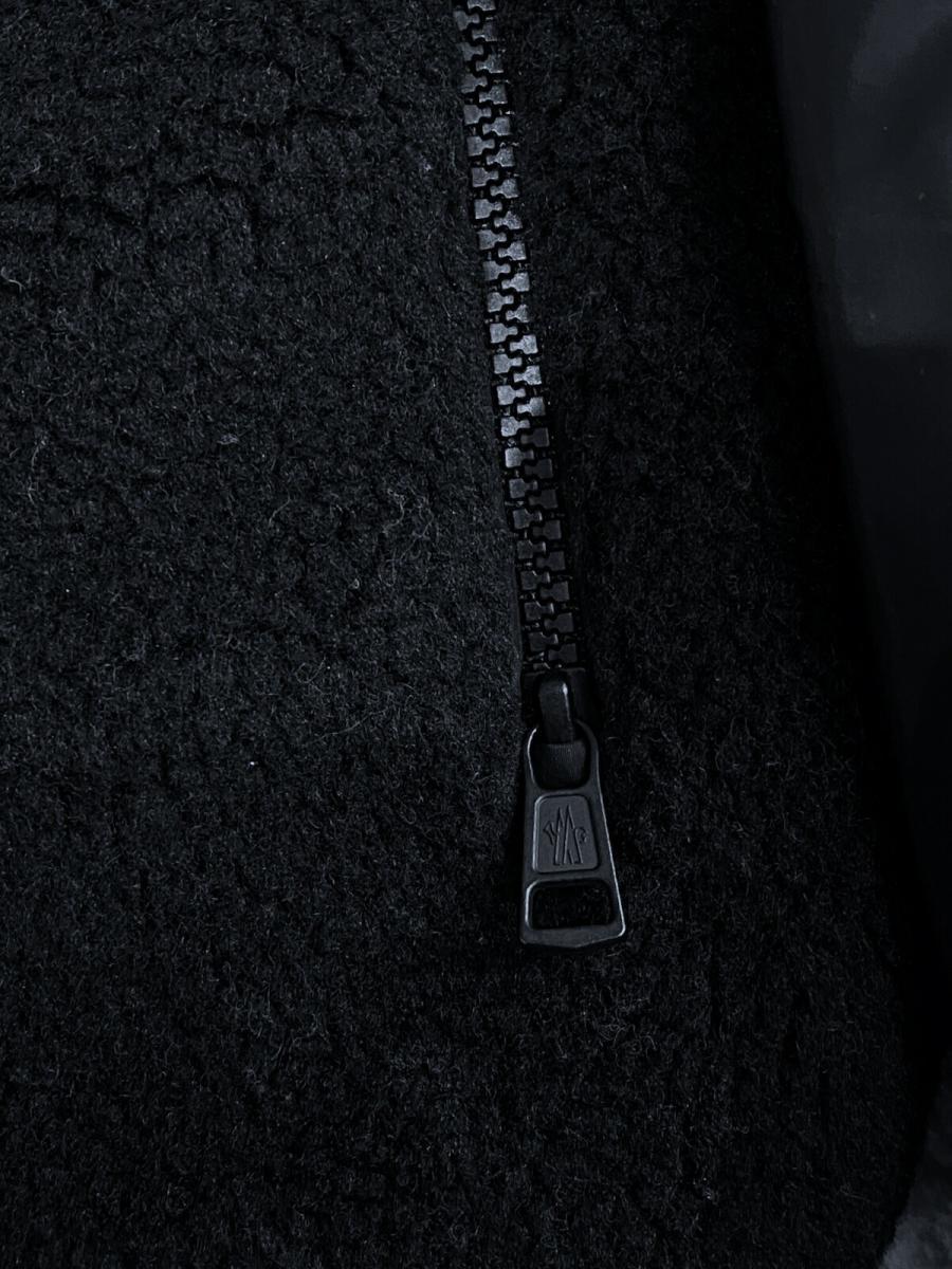 リバーシブルダウンジャケット